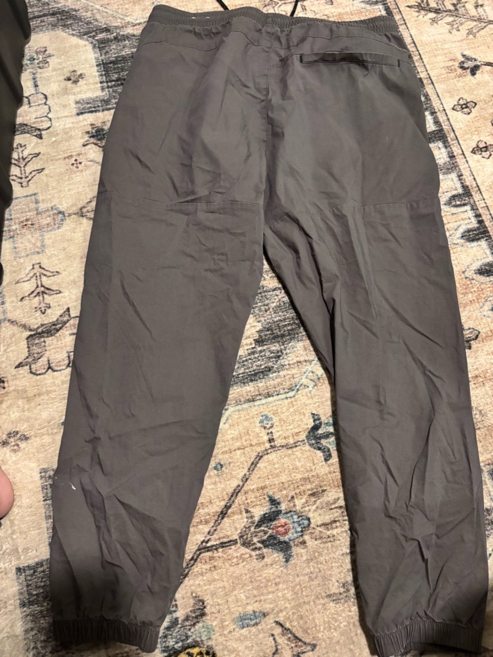 Men's American Eagle Gray Drawstring Jogger Pants - Picture 3 of 3